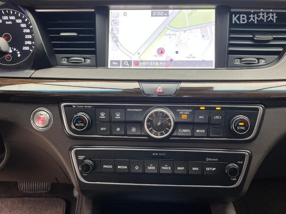 Kia All New K73.3 GDI Noblesse Special (special feature/edition) - 12