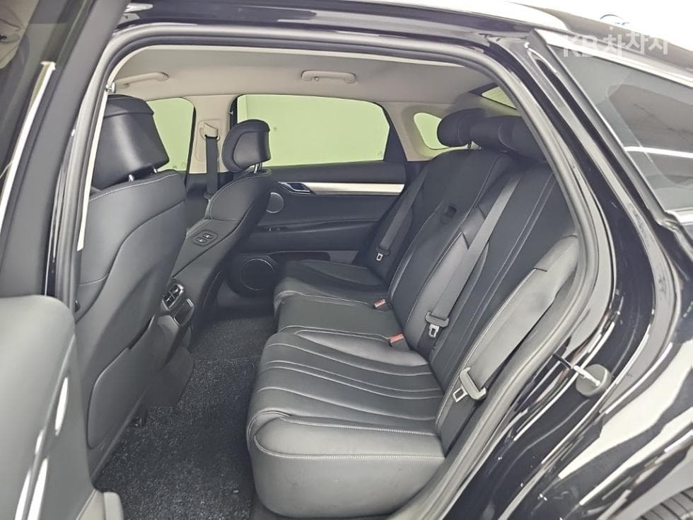 Genesis ELECTRIFIED G80EV Standard - 12