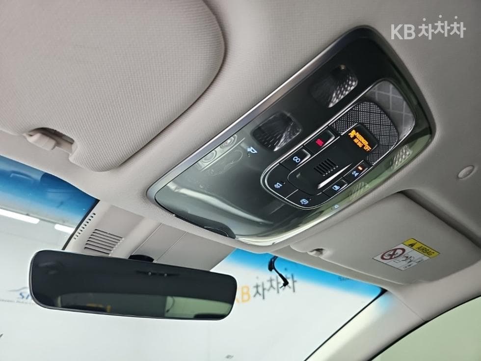 Genesis ELECTRIFIED G80EV Standard - 17