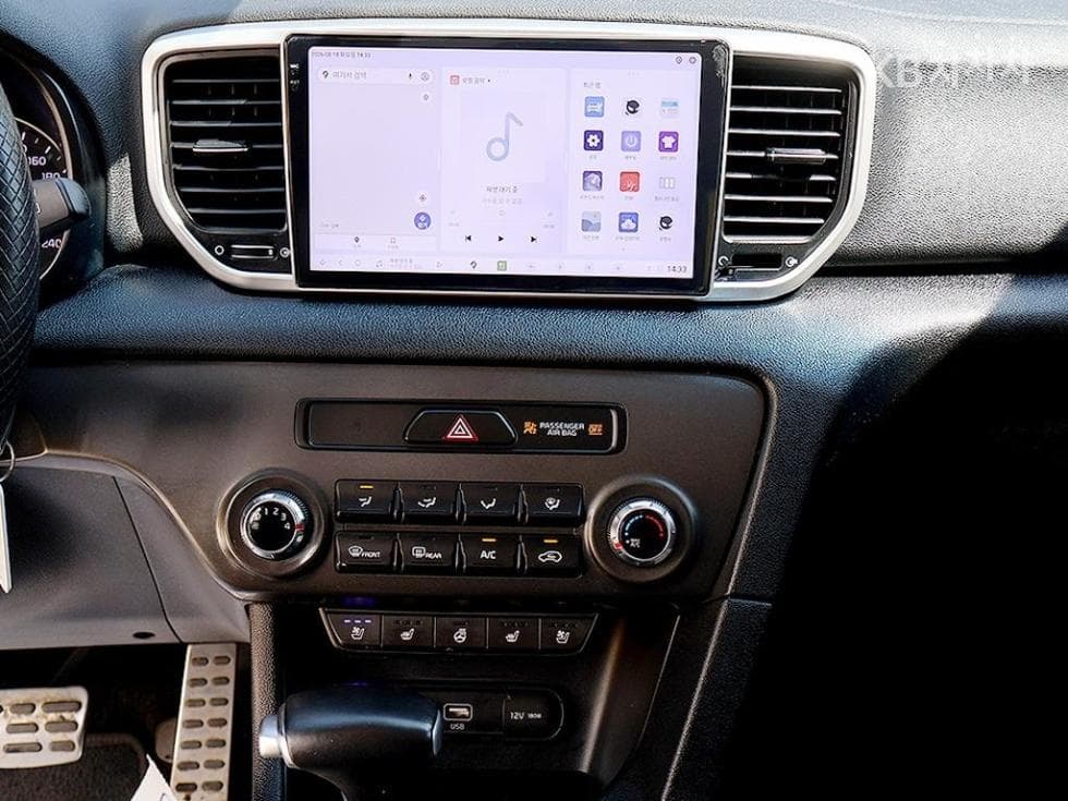 Киа Sportage 더 볼드2.0 Дизел 2WD Лукс - 9