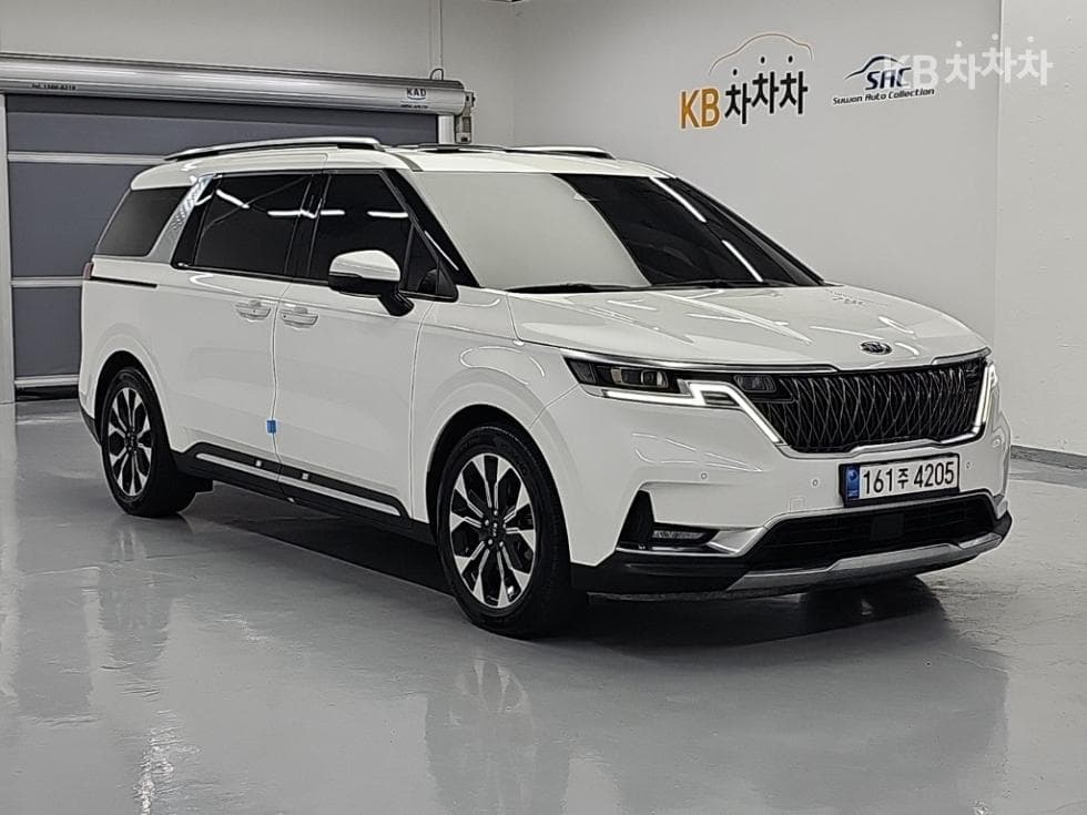 Kia Carnival 4th generationD2.2 7-seater (Limousine) Noblesse - 4