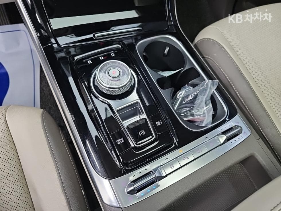 Kia Carnival 4th generationD2.2 7-seater (Limousine) Noblesse - 8