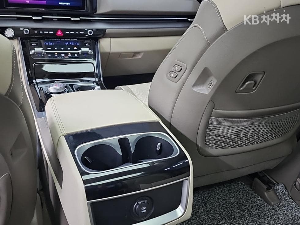 Kia Carnival 4th generationD2.2 7-seater (Limousine) Noblesse - 13