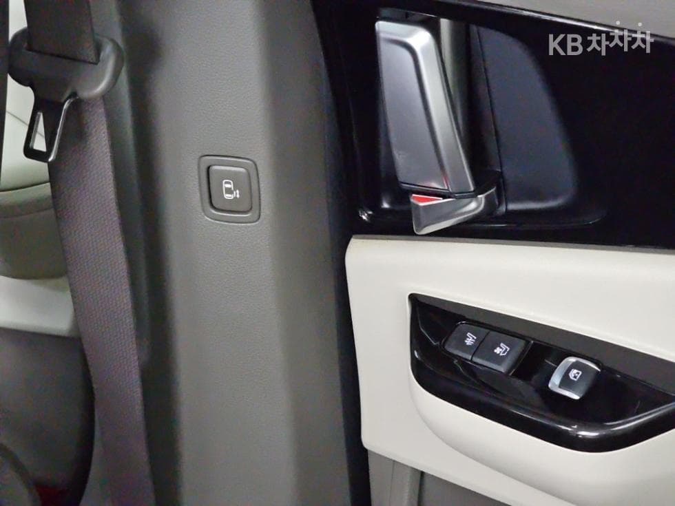 Kia Carnival 4th generationD2.2 7-seater (Limousine) Noblesse - 14