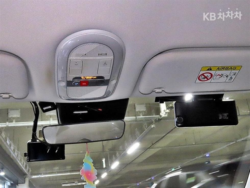 Hyundai IONIQ 5영업용 2WD Standard - 17