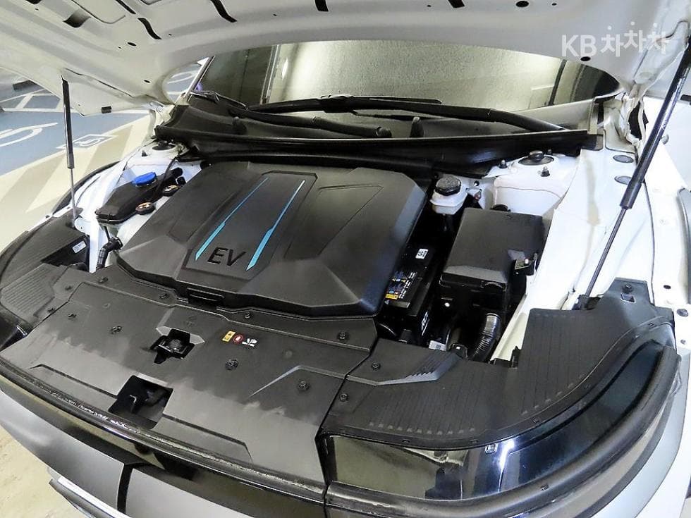 Hyundai IONIQ 5영업용 2WD Standard - 19