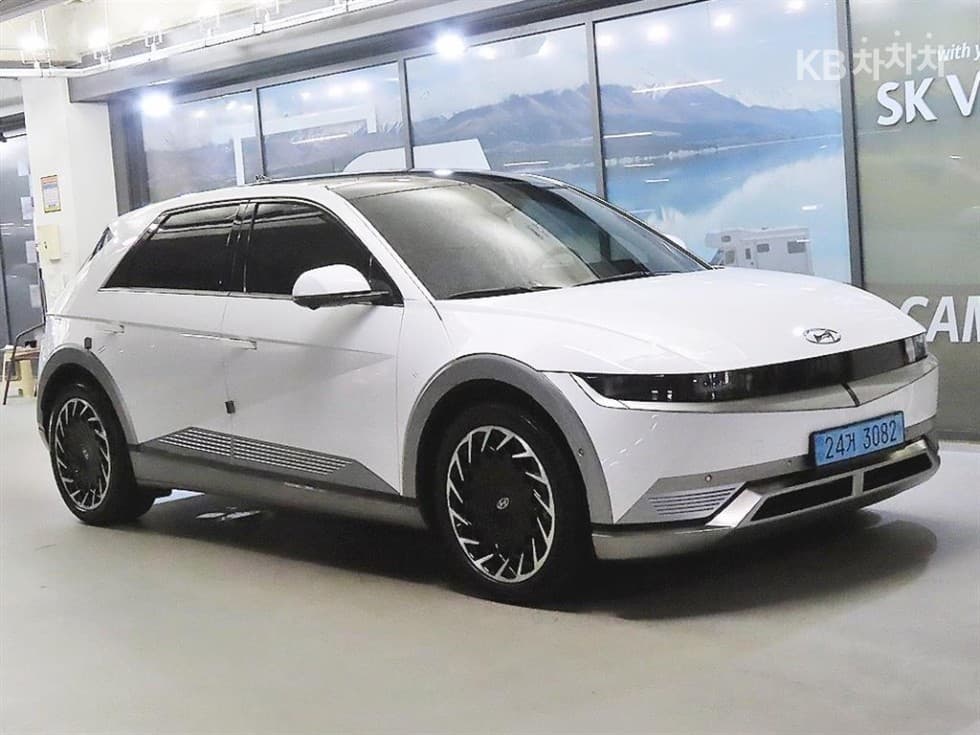 Hyundai IONIQ 5 Long Range AWD Prestige - Image 1