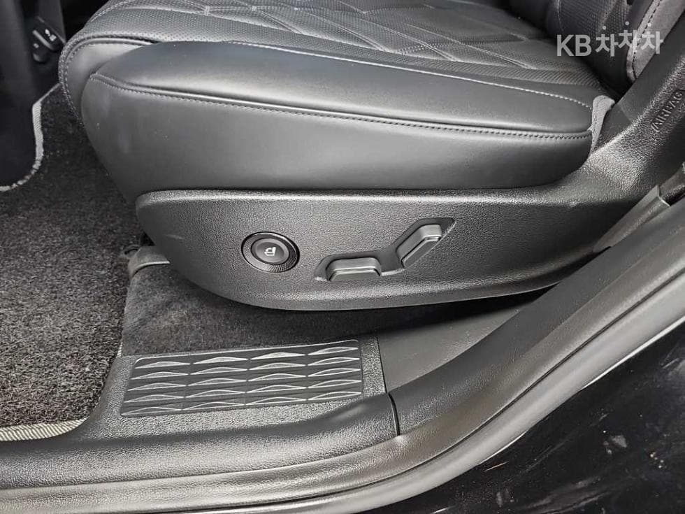 Genesis GV803.5 Turbo Gasoline AWD - 14