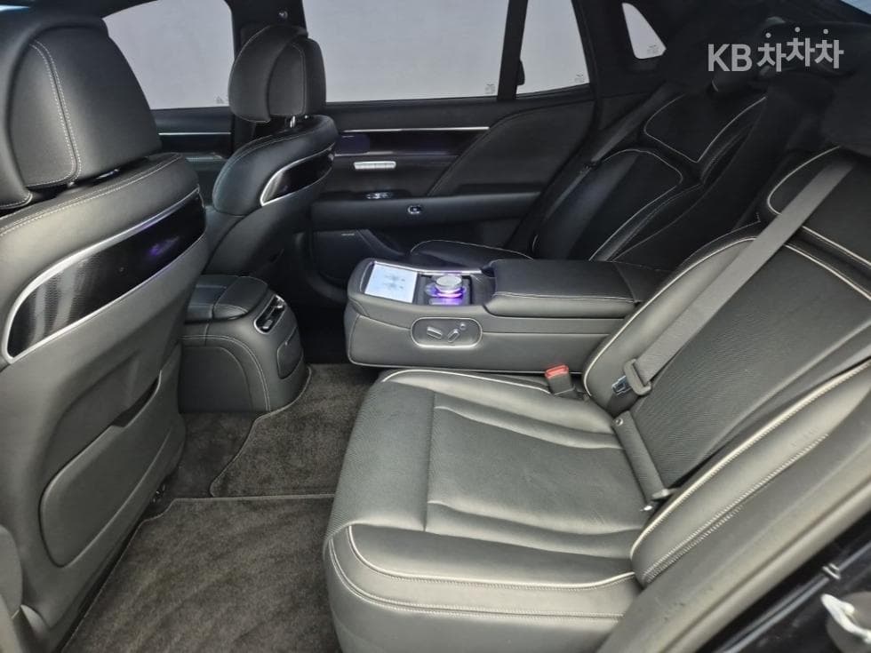 Дженезис G90(RS4)3.5T Стандартен - 12
