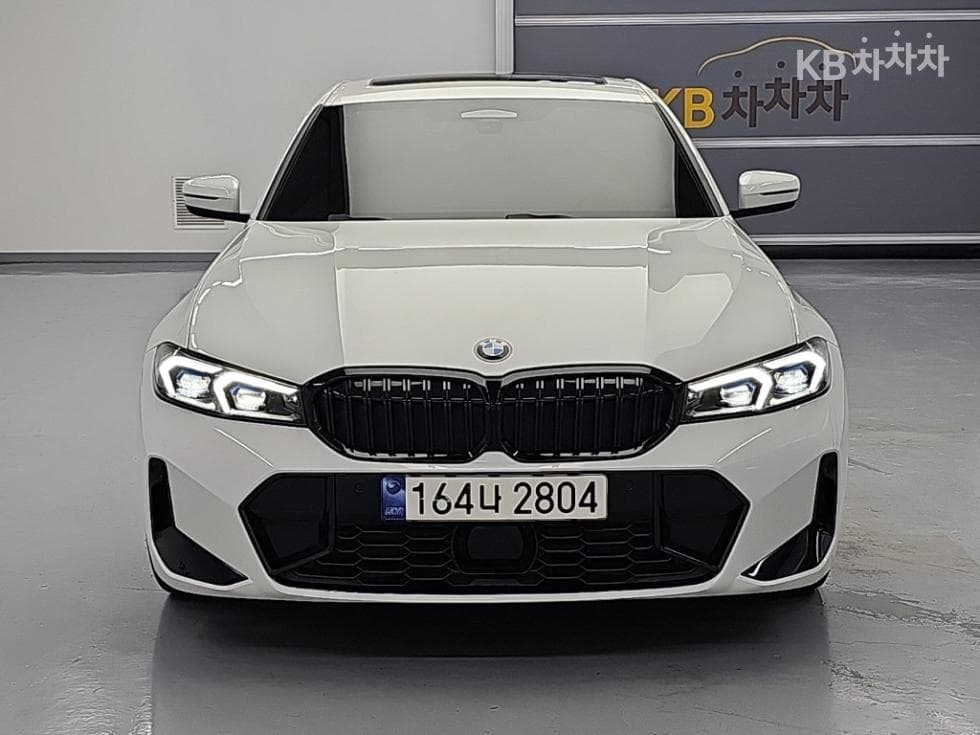 BMW 3 Series (G20)320i M Sport - 2