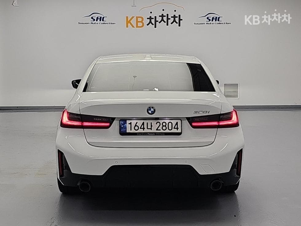 BMW 3 Series (G20)320i M Sport - 3