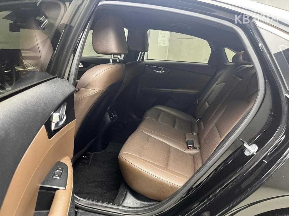 Kia All New K31.6 Gasoline Noblesse - 6