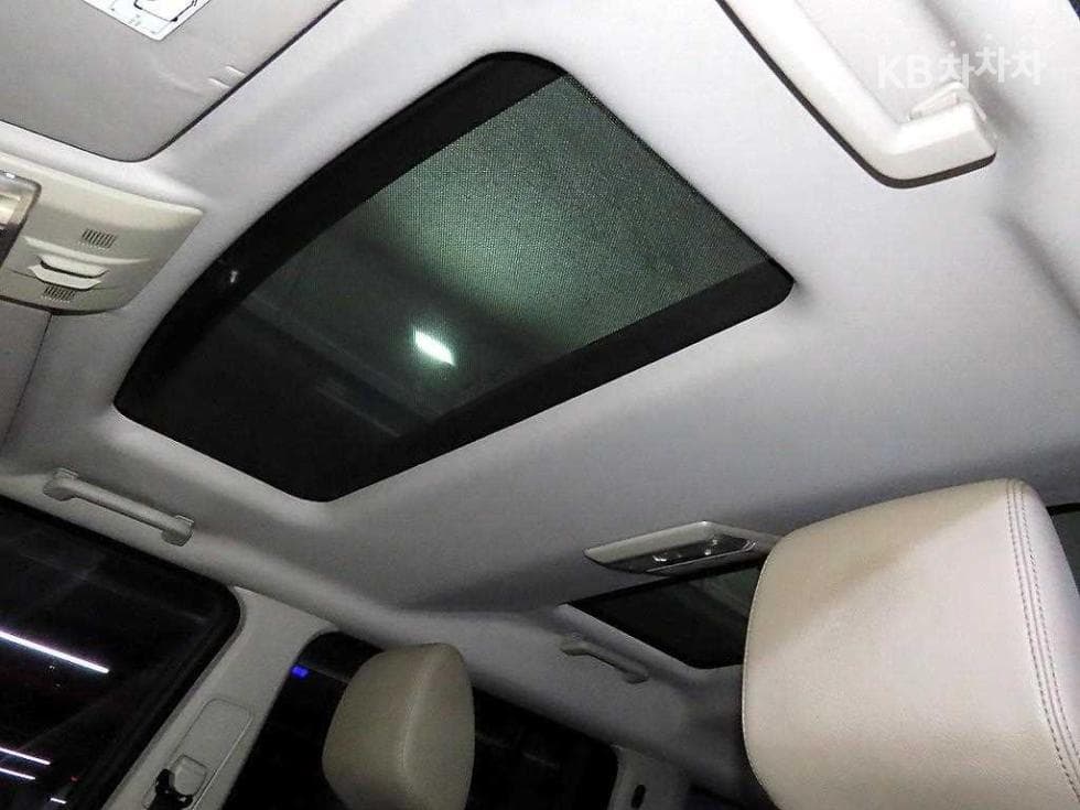 Land Rover 디스커버리43.0 SDV6 SE - 16