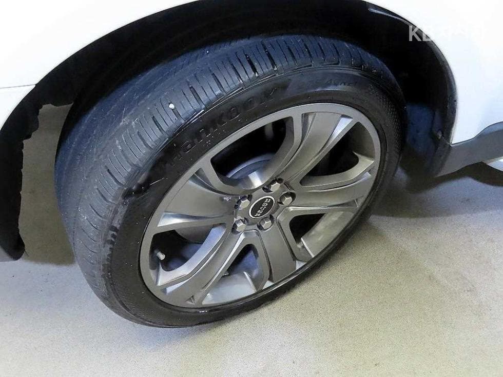 Land Rover Рендж Ровер Спорт3.0 SDV6 Динамичен - 20