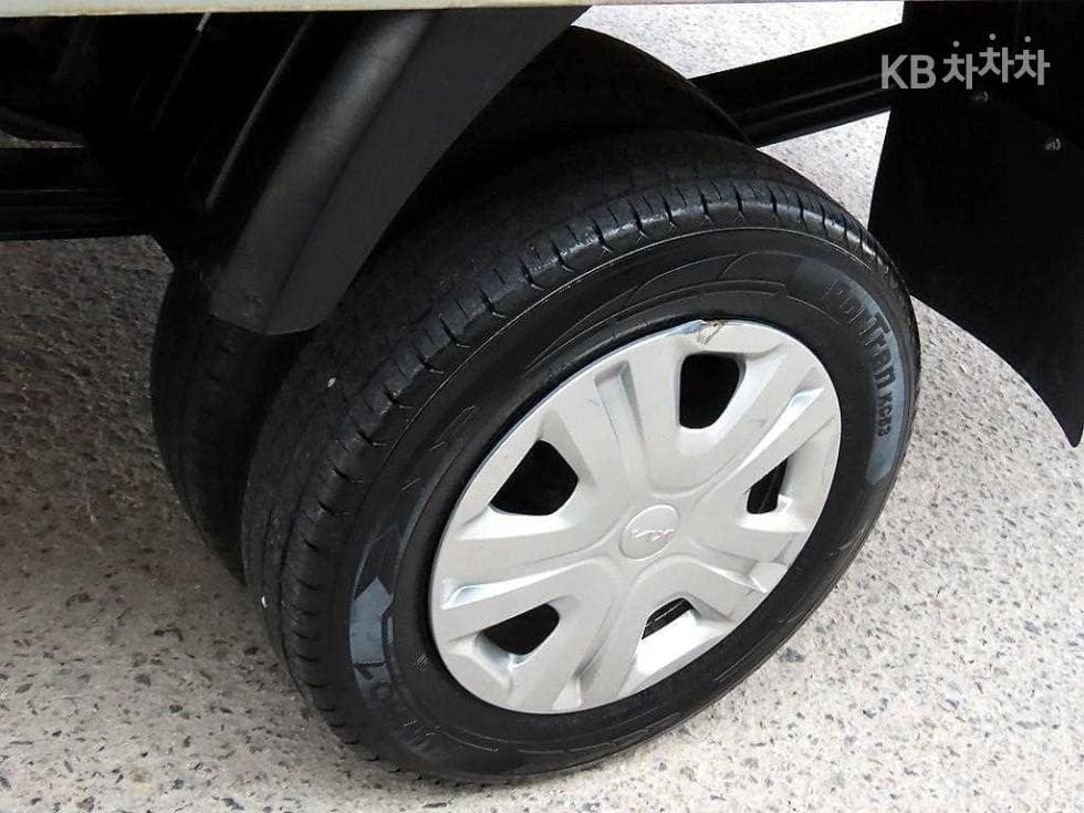 Киа The New (фейслифт) Бонго 3 (лек) EVWing Body 1 тон 전동식 Королевска кабина Удължено междуосие GL - 20