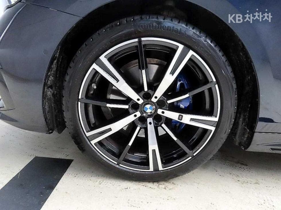 BMW New5 Series(G60)530i xDrive M Sport - 20