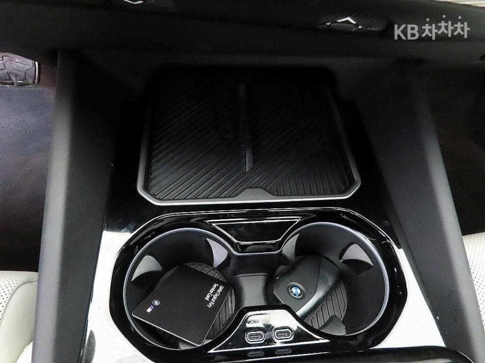 BMW New5 Series(G60)520i M Sport - 13