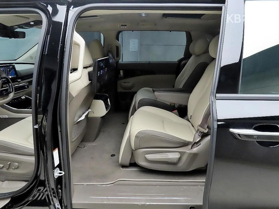 Kia The New (facelift) Carnival 4th generationG3.5 GDI 7-seater (Limousine) X-Line - 6