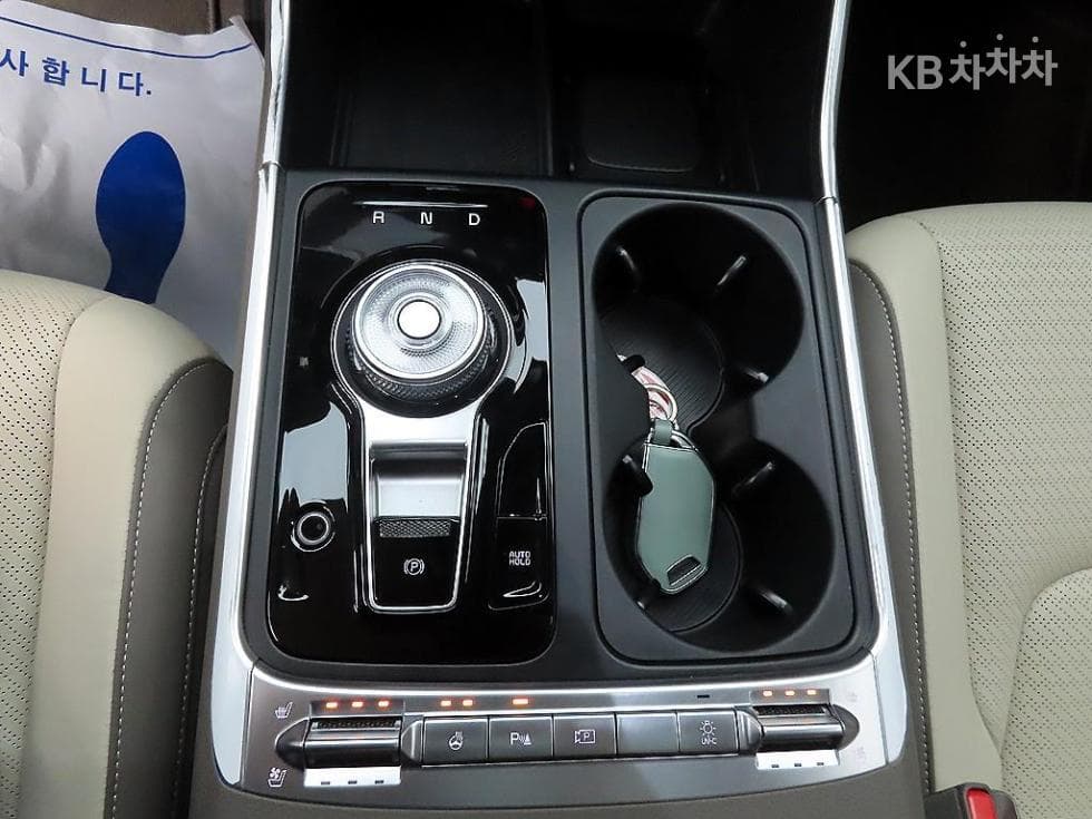 Kia The New (facelift) Carnival 4th generationG3.5 GDI 7-seater (Limousine) X-Line - 10