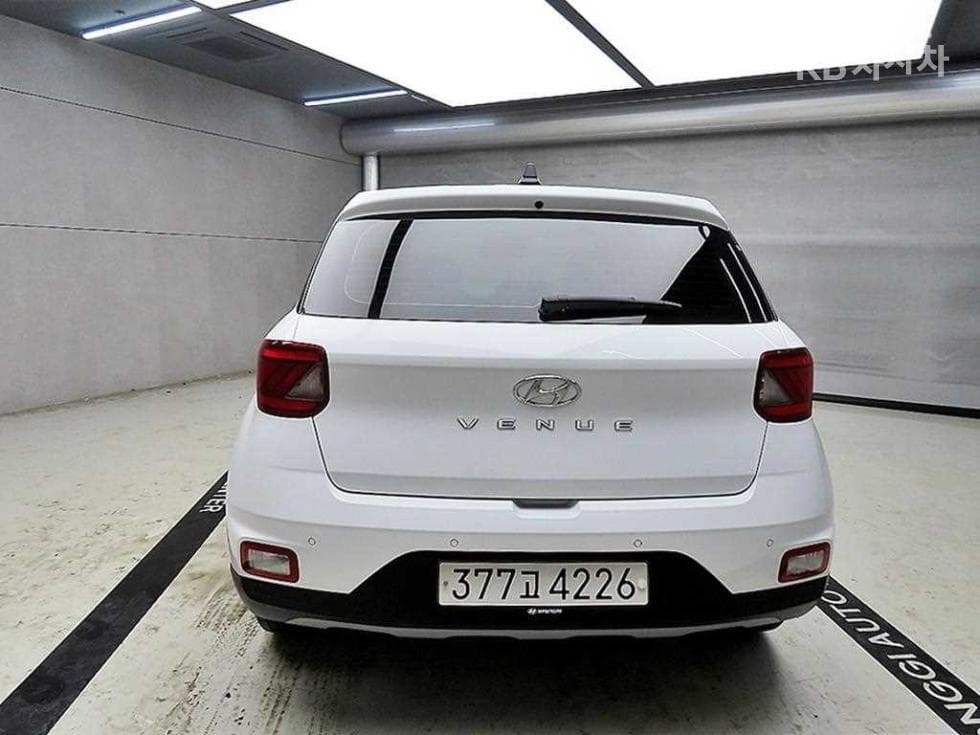 Хюндай ВениуБензин 1.6 Premium - 3