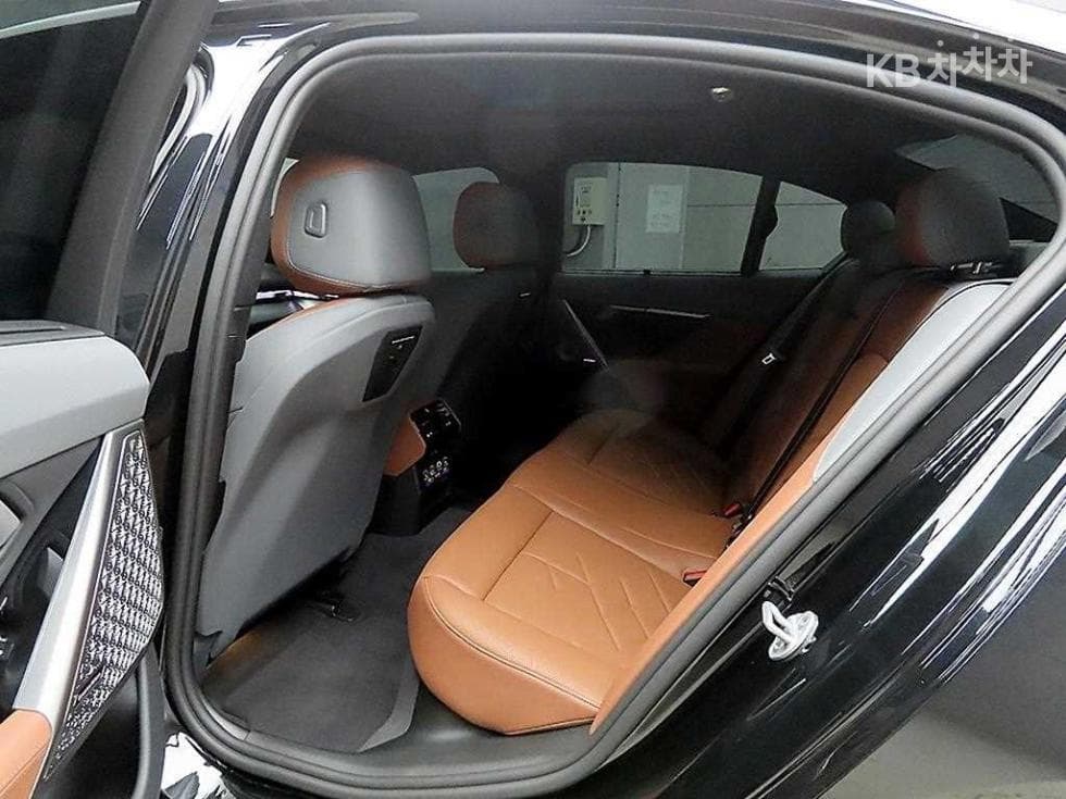 BMW Нов5 Серия(G60)530i xDrive M Sport Pro SE - 6