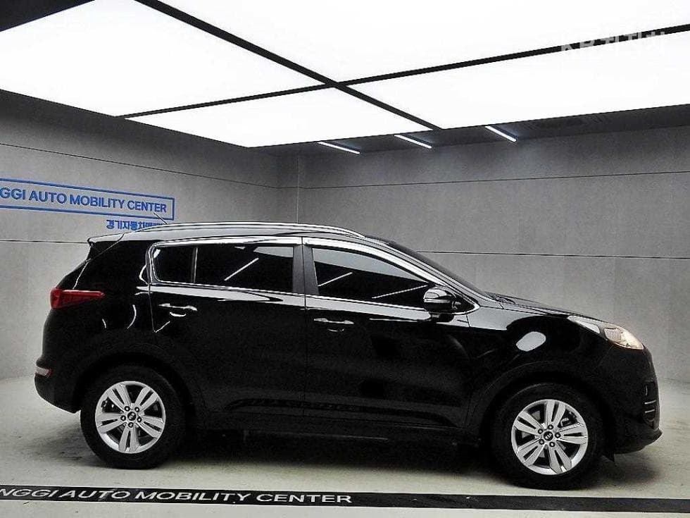 Киа Sportage 4-то поколениеДизел 2.0 2WD Престиж - 2