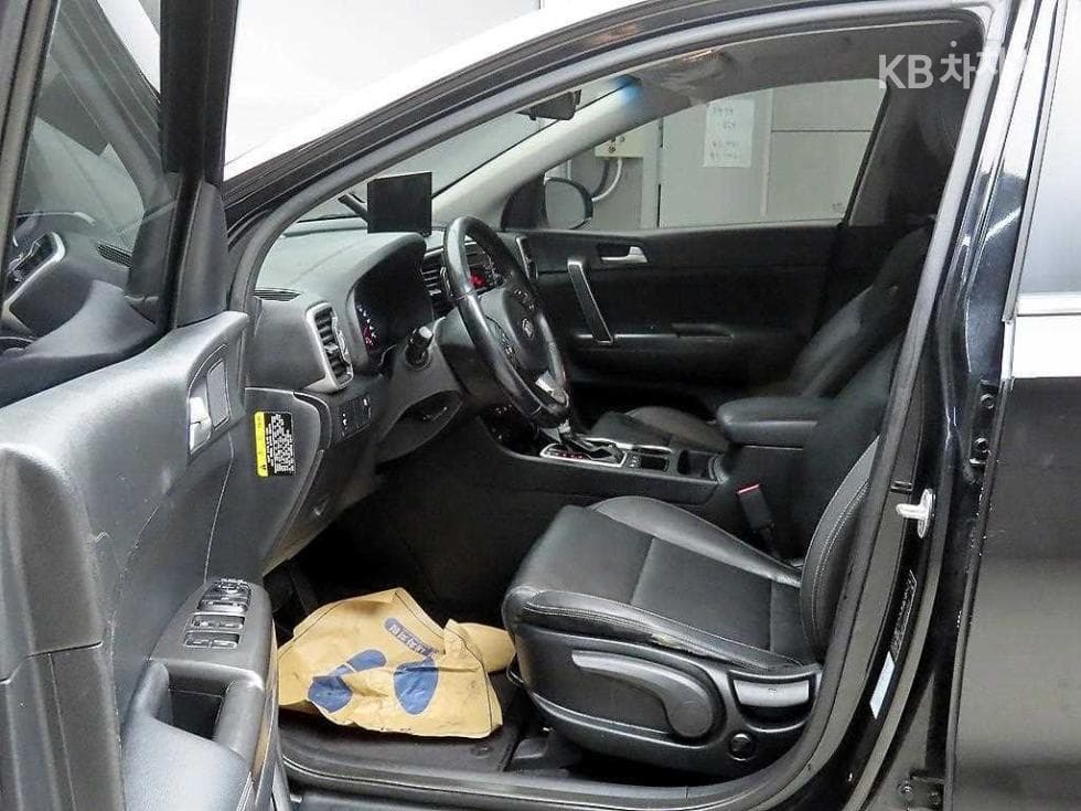 Киа Sportage 4-то поколениеДизел 2.0 2WD Престиж - 5