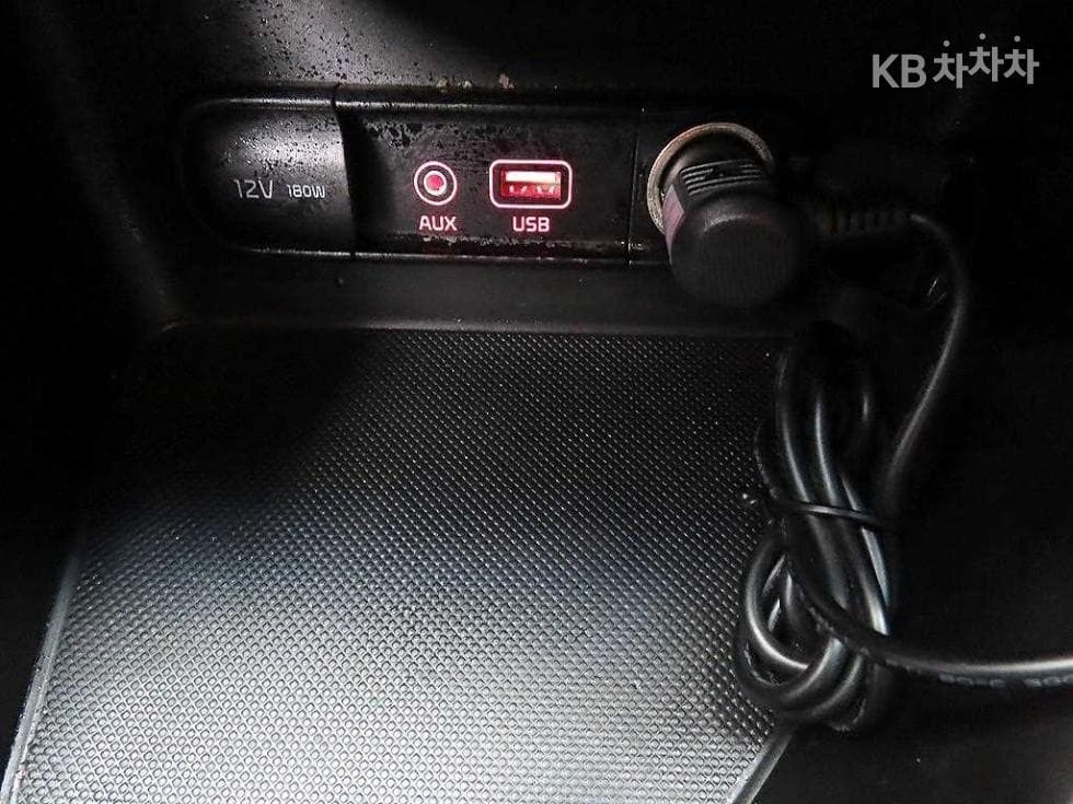 Киа Sportage 4-то поколениеДизел 2.0 2WD Престиж - 15