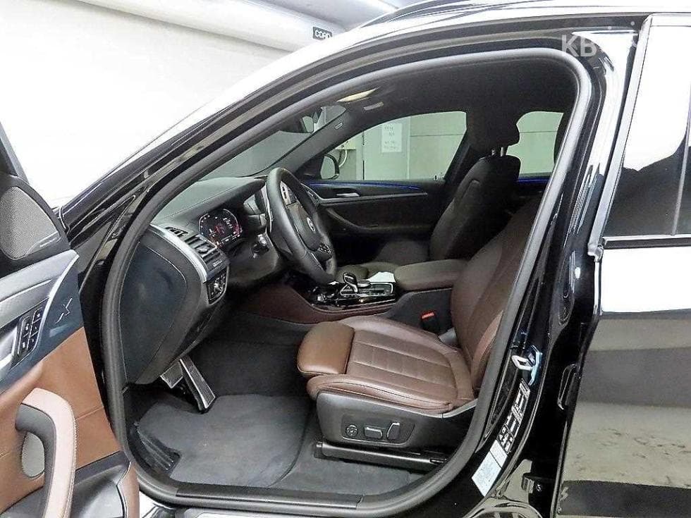BMW New X4 (G02)xDrive 20i xLine - 5