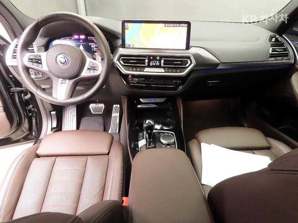 BMW New X4 (G02)xDrive 20i xLine - 7