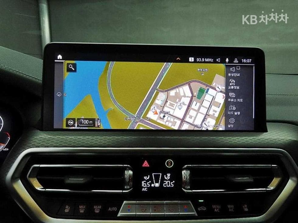 BMW New X4 (G02)xDrive 20i xLine - 13
