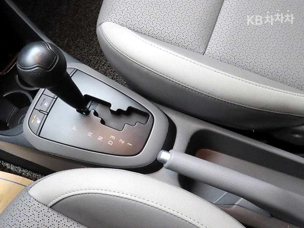 Киа Morning / Picanto 어반(JA)1.0 Бензин Престиж - 10