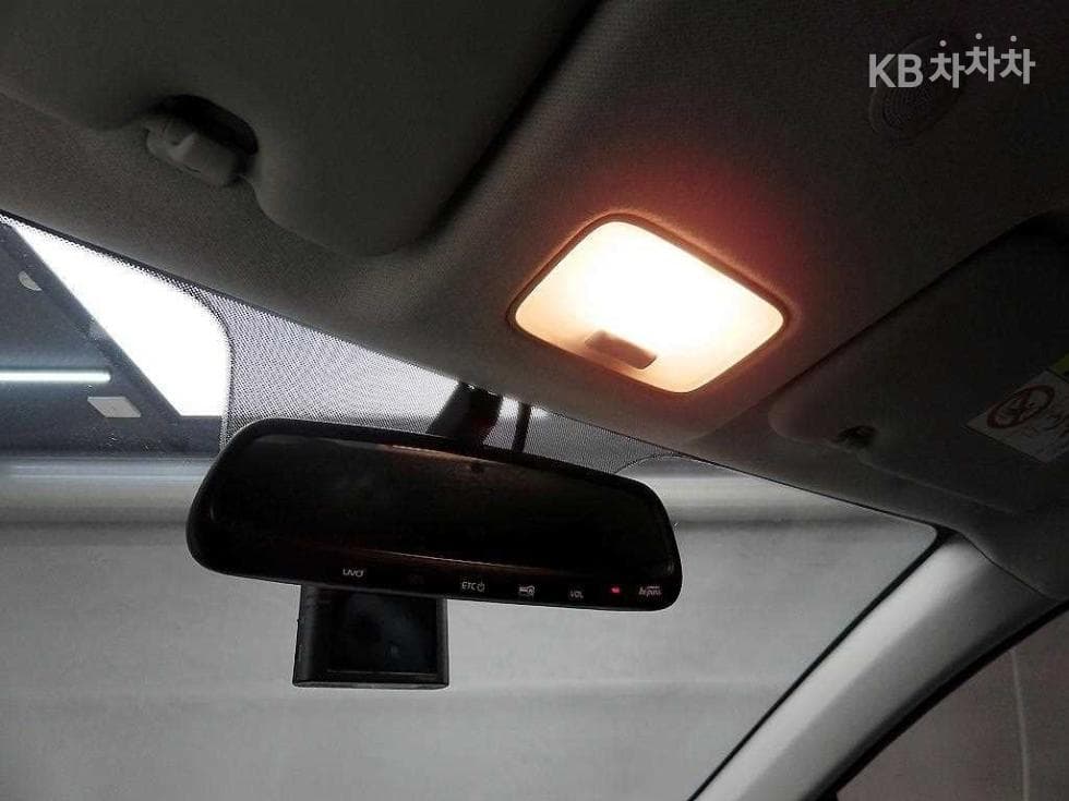Киа Morning / Picanto 어반(JA)1.0 Бензин Престиж - 17