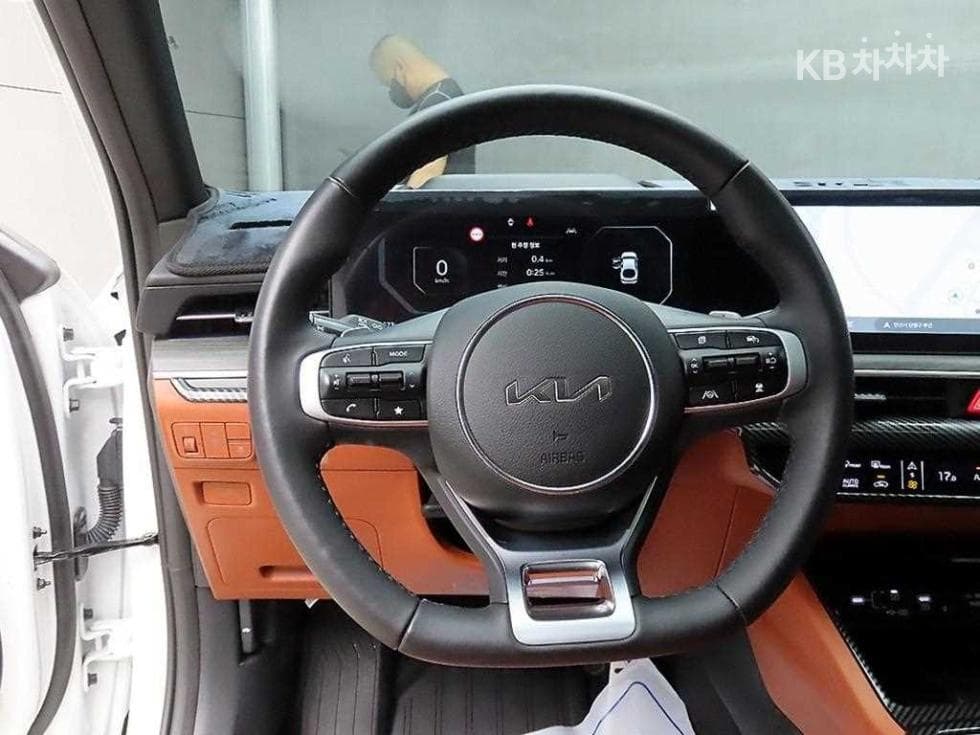 Kia The New (facelift) K5 3rd Gen1.6 Gasoline Turbo Signature - 9