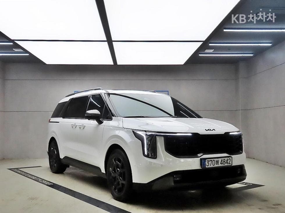 Киа The New (фейслифт) Канивал 4-то поколение G3.5 GDI 9-местен X-Line - Image 1