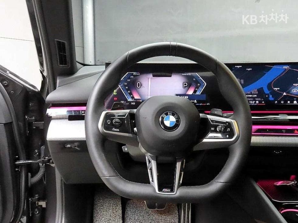 BMW Нов5 Серия(G60)520i Стандартен - 9
