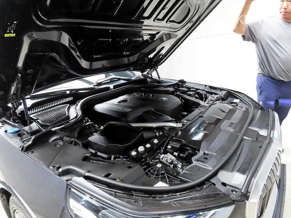 BMW Нов5 Серия(G60)520i Стандартен - 19