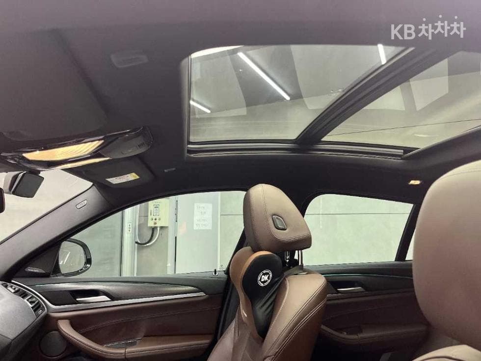 BMW New X4 (G02)xDrive 20i xLine - 15