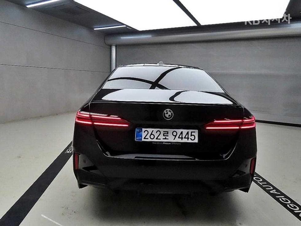 BMW Нов5 Серия(G60)530i xDrive M Sport - 3