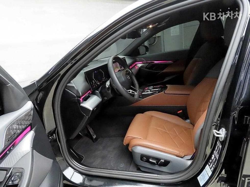 BMW Нов5 Серия(G60)530i xDrive M Sport - 5