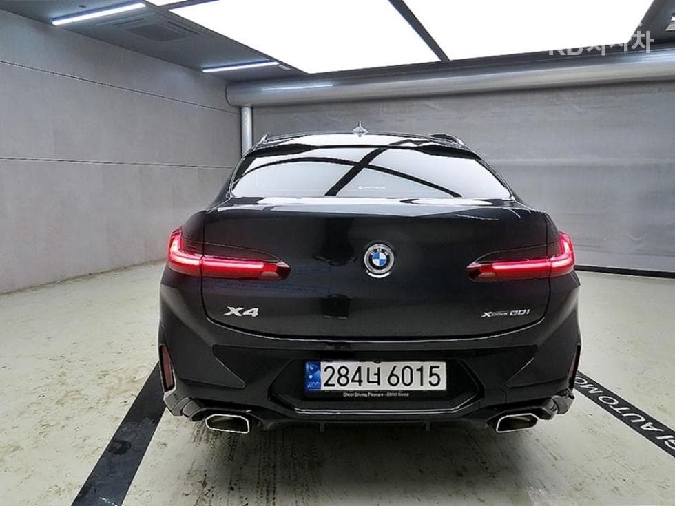 BMW New X4 (G02)xDrive 20i xLine - 3