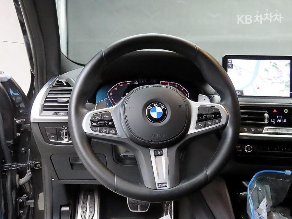 BMW New X4 (G02)xDrive 20i xLine - 9