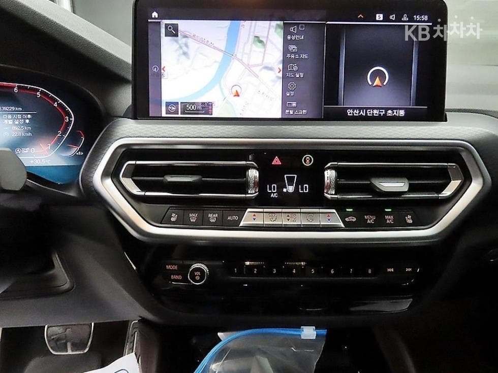 BMW New X4 (G02)xDrive 20i xLine - 13