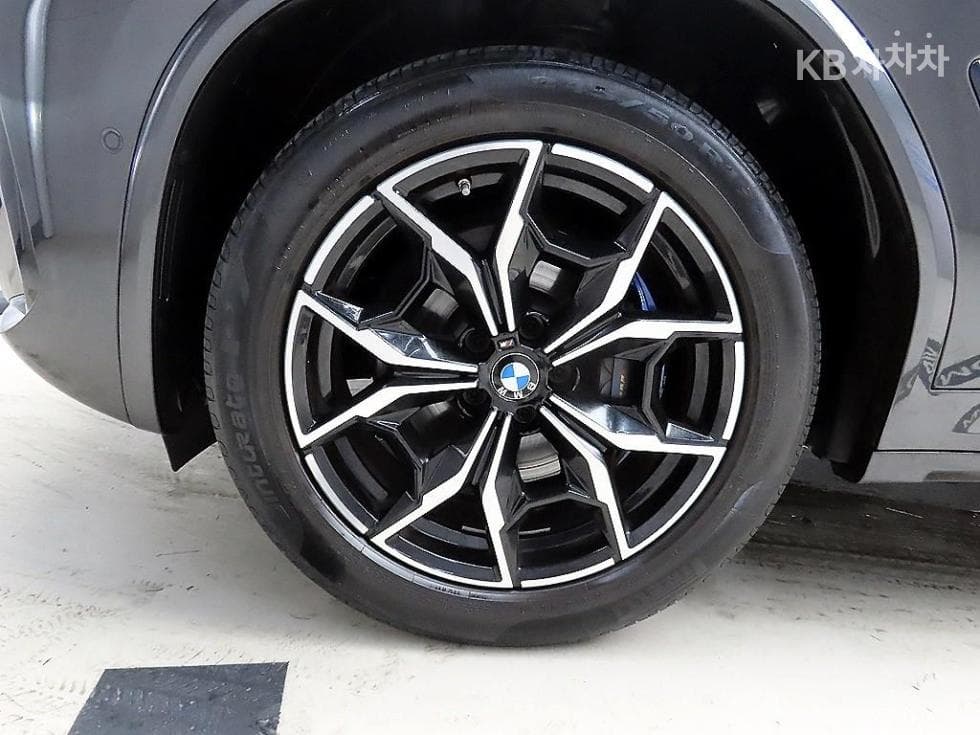 BMW New X4 (G02)xDrive 20i xLine - 20