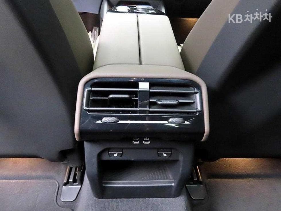 BMW New5 Series(G60)520i M Sport - 16