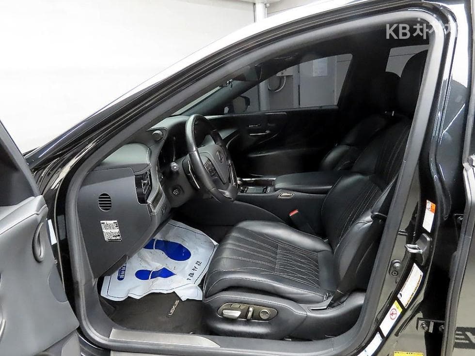 Lexus LS 5세대500h AWD LUXURY - 5