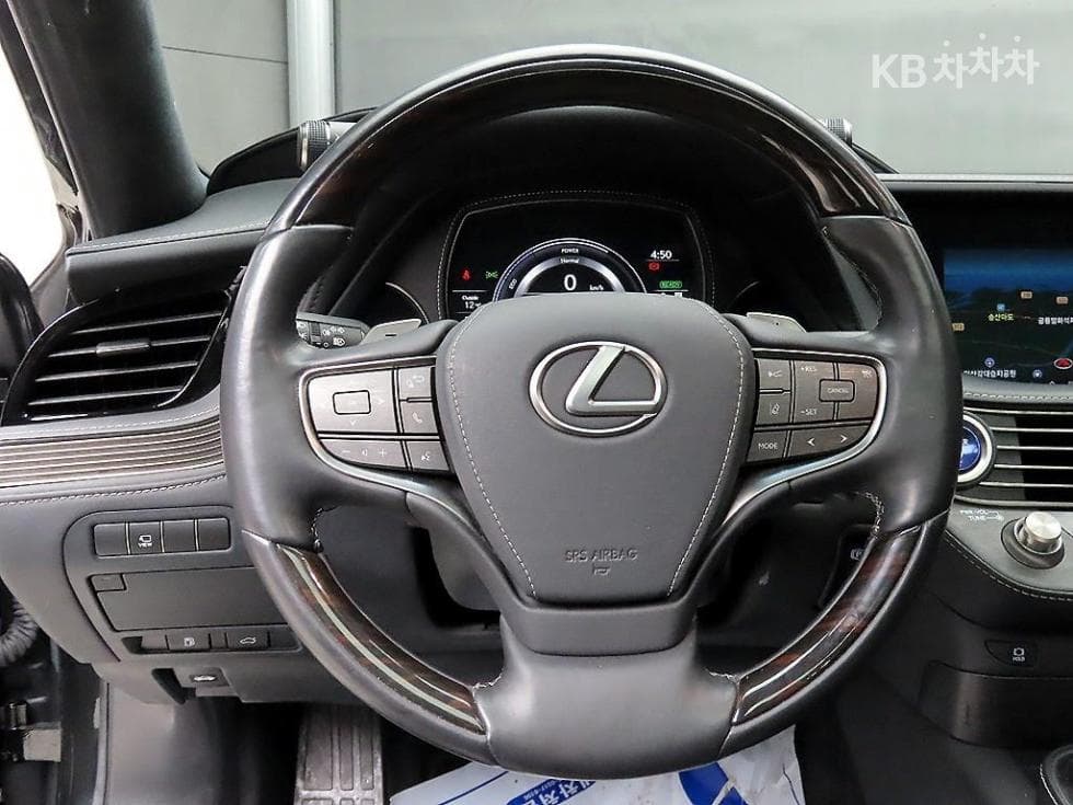Lexus LS 5세대500h AWD LUXURY - 9