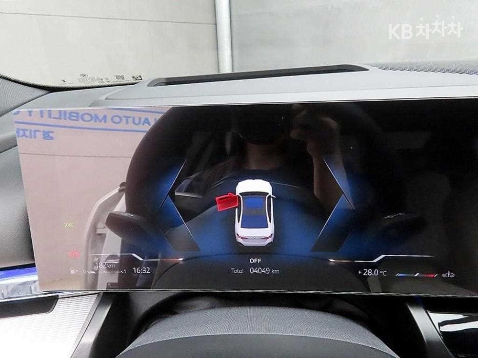 BMW Нов5 Серия(G60)520i M Sport - 8
