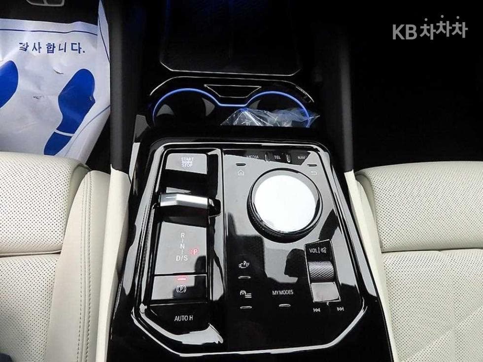 BMW Нов5 Серия(G60)520i M Sport - 10