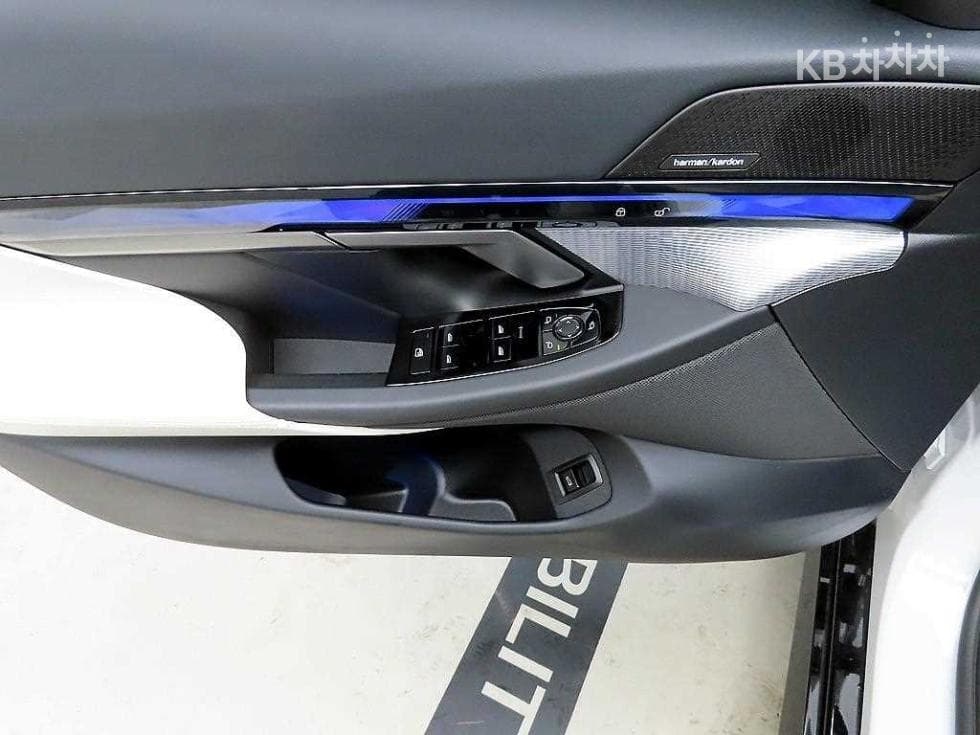BMW Нов5 Серия(G60)520i M Sport - 11